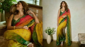 Mrunal Thakur Honors Goddess Parvati with Stunning Saree for Ganesh Chaturthi