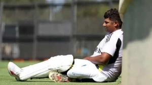 Sarfaraz Khan Injury Sidelines Batter for Three Weeks, Duleep Trophy in Doubt