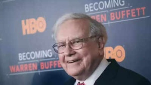 Warren Buffett's Secrets to Longevity at 95: No Gym, Just Simple Joys and a 'Six-Year-Old' Diet
Hoặc
The Oracle of Omaha's Unconventional Longevity Playbook: Warren Buffett's $0 Fitness Plan and the Power of Happiness at 95